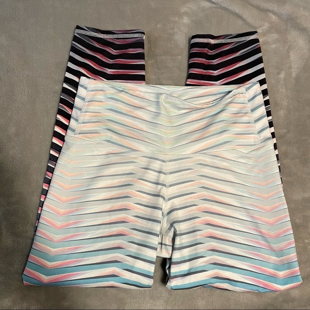 Athleta Zebra stripes pink white and black full length workout athletic leggings